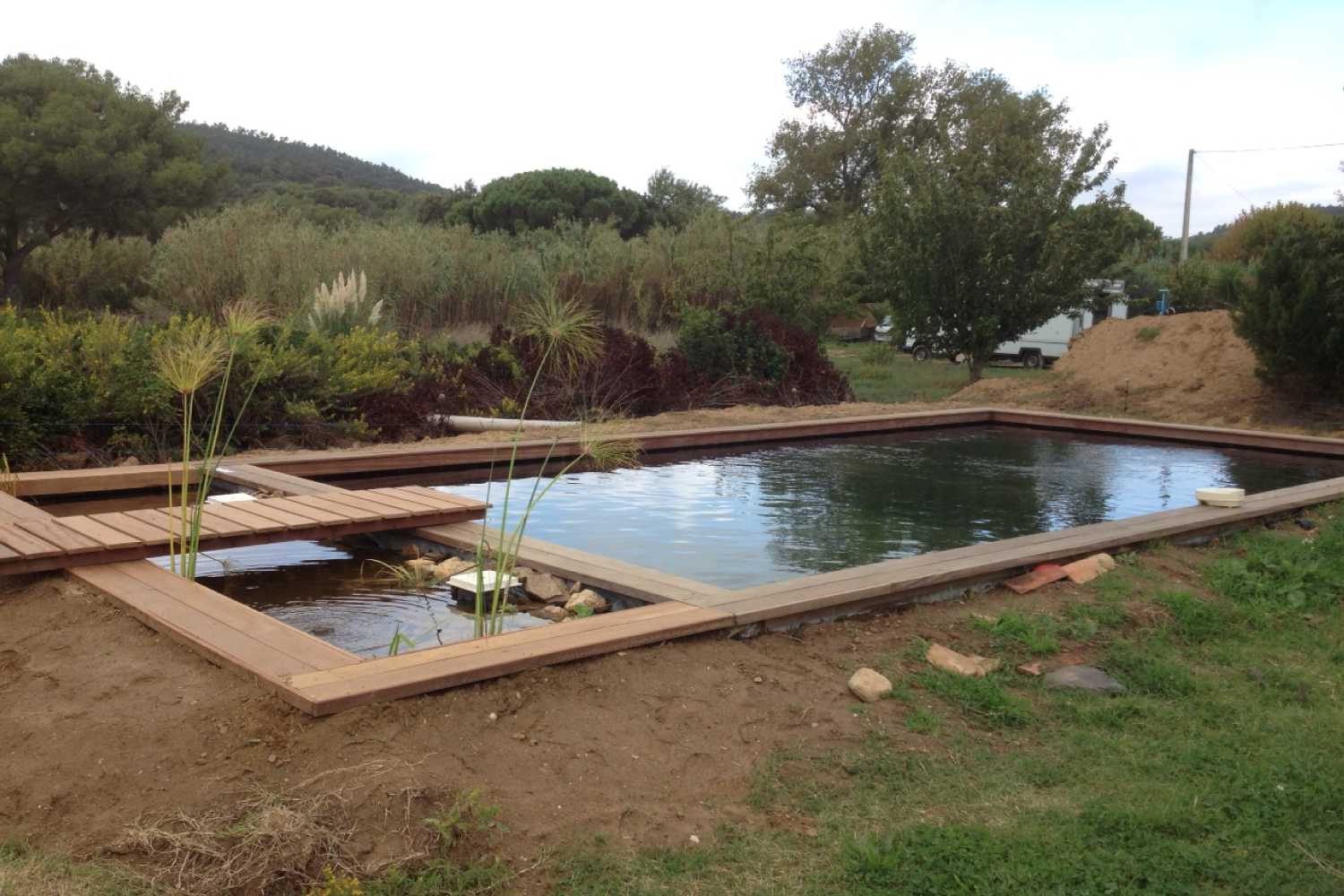 piscine en bois à bormes les mimosas